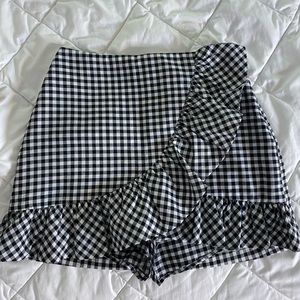 Forever 21 Skort Black and White Size S